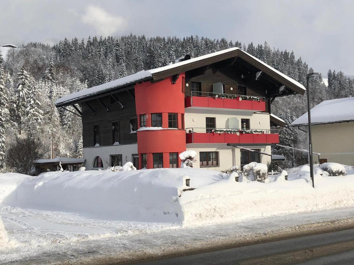 Appartementhaus Bergblick Leogang Buitenkant foto