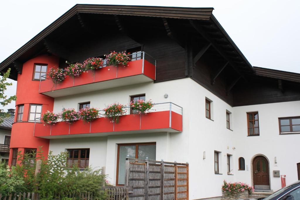 Appartementhaus Bergblick Leogang Buitenkant foto